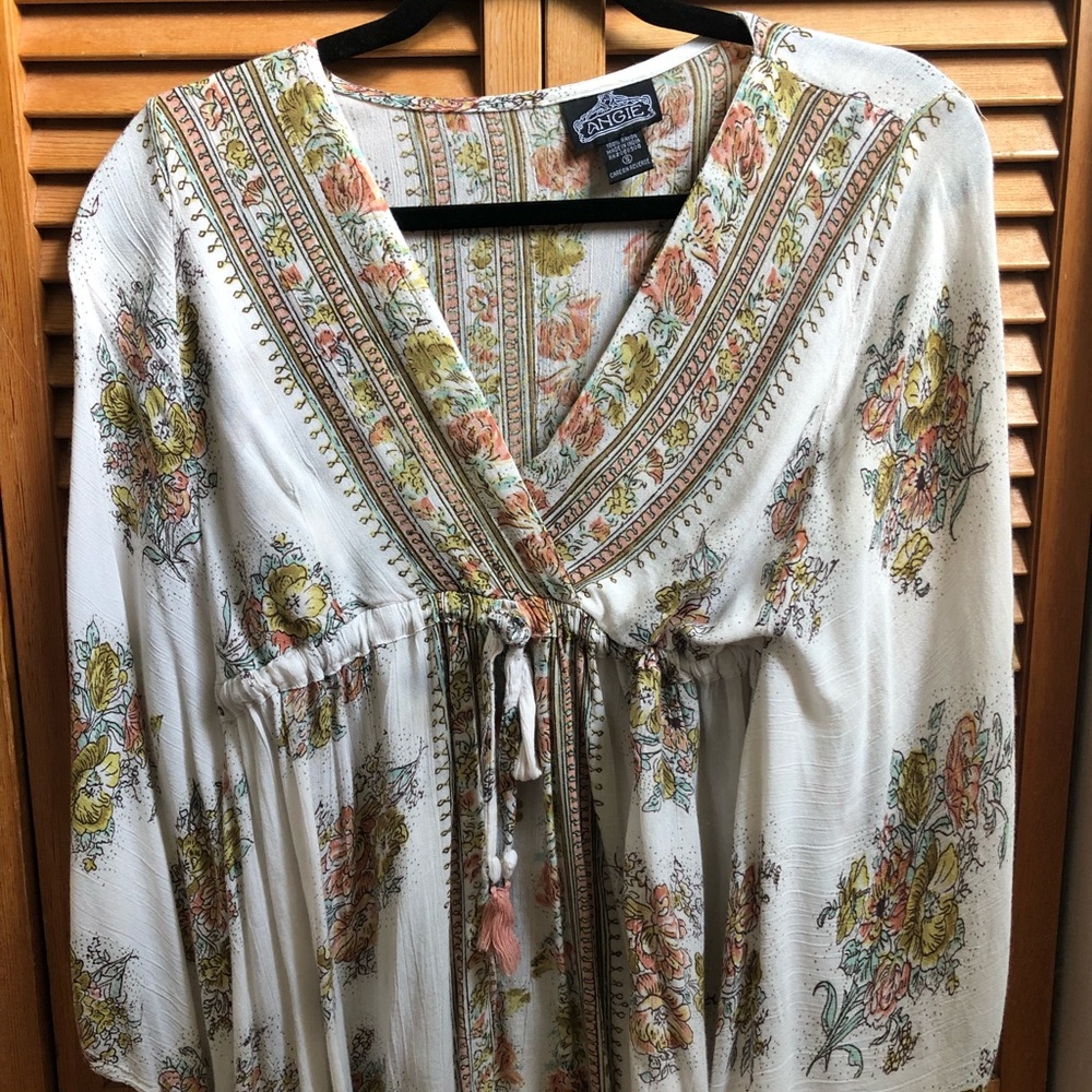 Floral flowy top